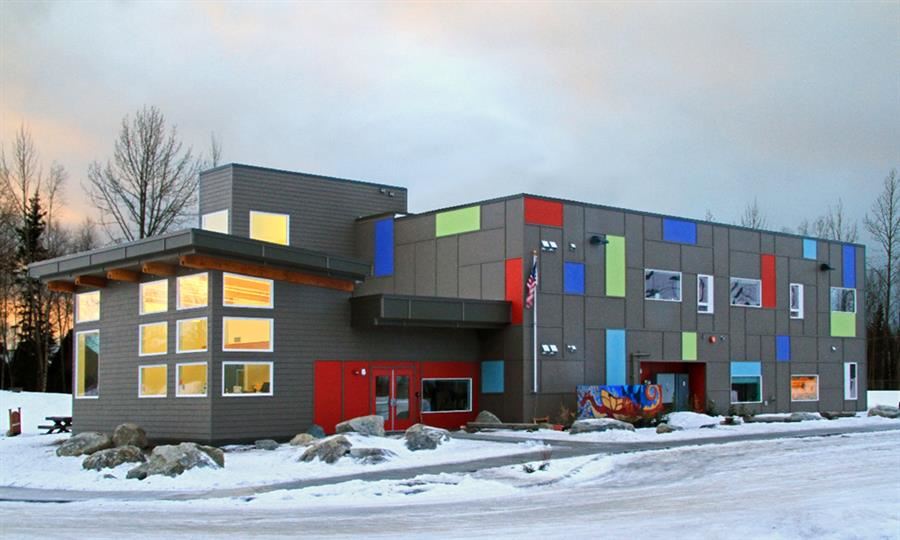 exterior bldg of Winterberry 
