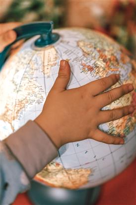  Globe